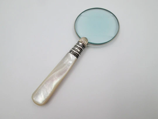 Table / desk magnifying glass. Sterling silver & iridescent nacre. Ribbed motifs