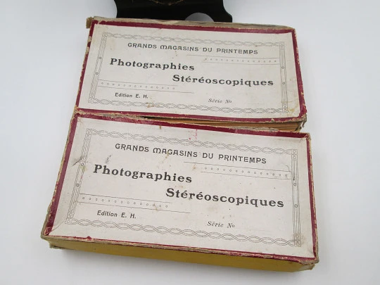 Table / desk stereoscope. Black lacquered wood and brass details. Europe. 1890's