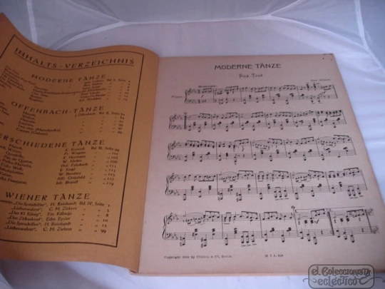 Tanz Album. Verlag Ullstein & Co. Circa: 1919. Berlin. 76 pages