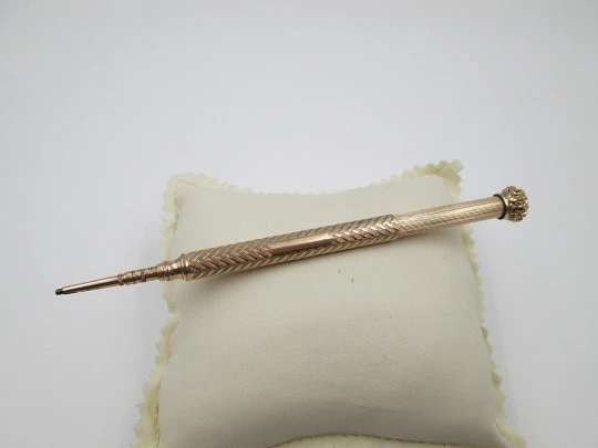 Telescopic propelling twist pencil. Gold plated. W.S. Hicks. 1900's. USA