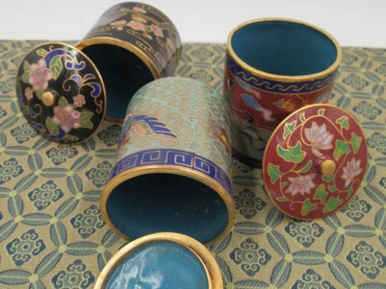 Ten chinese cloisonne boxes. Circa 1960's. Copper and enamel