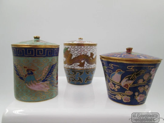 Ten chinese cloisonne boxes. Circa 1960's. Copper and enamel