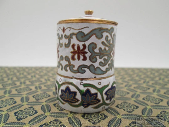 Ten chinese cloisonne boxes. Copper and colours enamel. Different ornate motifs. 1960's