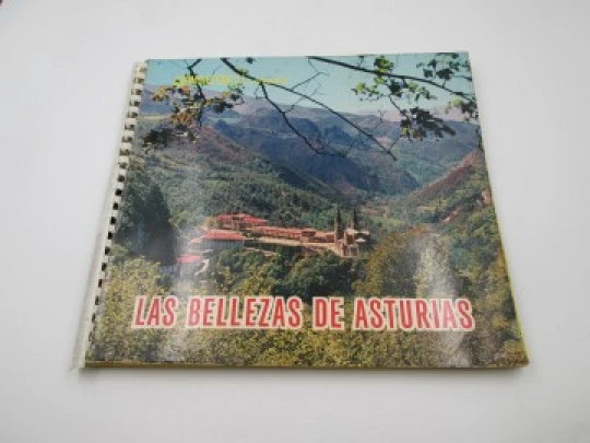 The beauties of Asturias stickers album. 455 colour cards. Heraclio Fournier. 1965