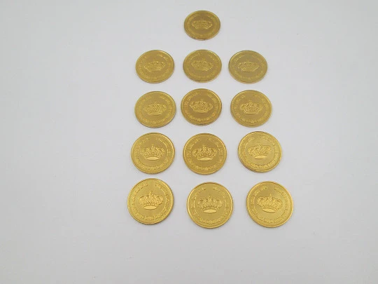 Thirteen wedding coins set in sterling silver vermeil. Spanish monarchs. Royal Mint. 1980's Thirteen wedding coins set in sterling silver vermeil. Spanish monarchs. Royal Mint. 1980's