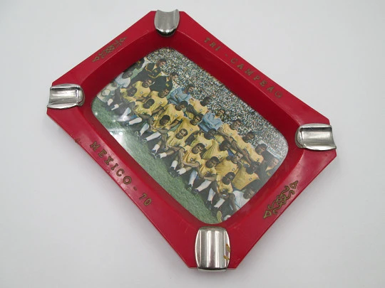 Three-time Champion Brazil ashtray. Mexico World Cup. 1970. Plastic & metal