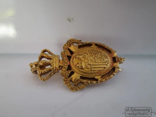 Tie / lapel pin. National Institute of Welfare. Spain. 1908. 18K Gold