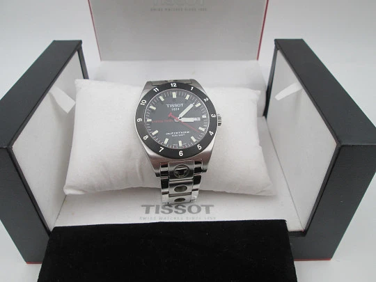 Tissot PRS 516. Automatic. Calendar. Stainless steel. Bracelet. Box. Swiss