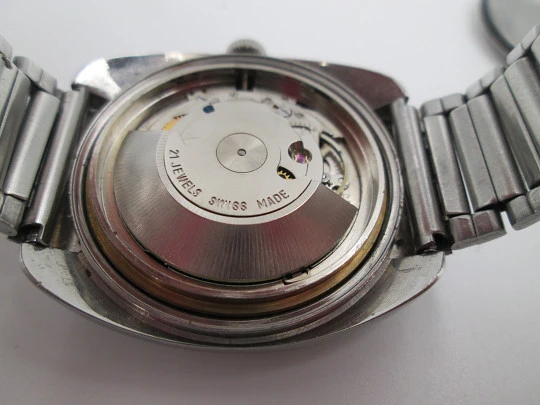 Titan. Stainless steel. Automatic. Bracelet. Blue sphere. Calendar. Box. 1970's. Swiss