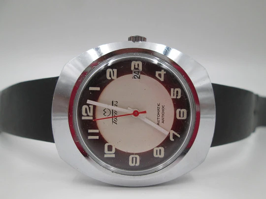 Tormas. Steel & chromed metal. Elliptical case. Automatic. Calendar. Bitone dial. 1970's