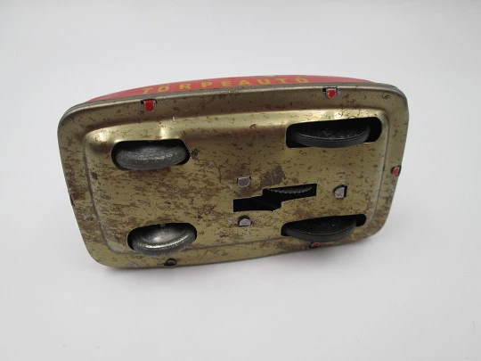 Törpeautó clockwork car. Colours lithographed tinplate. Lemezarugyar Toys. Hungary. 1980's Törpeautó clockwork car. Colours lithographed tinplate. Lemezarugyar Toys. Hungary. 1980's