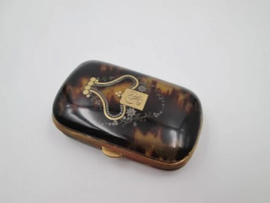Tortoiseshell purse. Golden metal edge. Silver & gold ornaments. 1900's Tortoiseshell purse. Golden metal edge. Silver & gold ornaments. 1900's