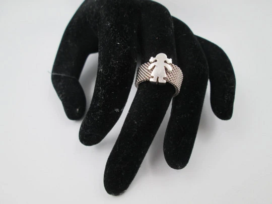 Tous jewelry women's ring. Sterling silver mesh and girl motif on front. Spain. 2015's Tous jewelry women's ring. Sterling silver mesh and girl motif on front. Spain. 2015's