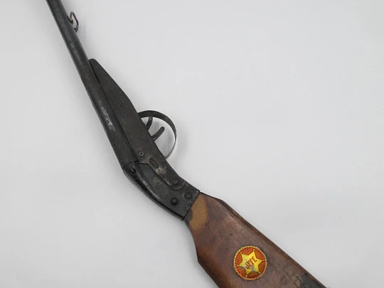 Toy sheriff compressed air shotgun. Joaquin Saludes (JEFE). Wood and iron