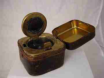 Travel inkwell. Brown leather. Bronze. Glass. Brand Juk. 1920's
