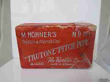 Trutone pitch pipe. M. Hohner. Original box. 1930's. Germany