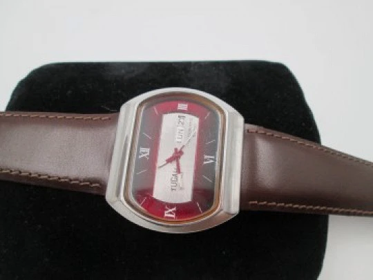 Tucah Acali 28800. Stainless steel. Automatic. Date & day. 1970's. Swiss