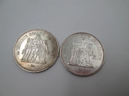 Commemorative Medals And Coins | El Coleccionista Ecléctico