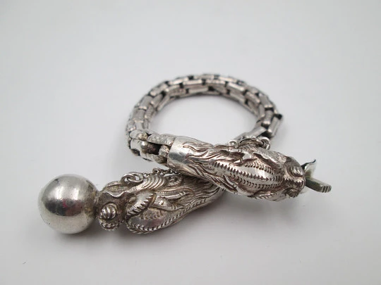 Unisex bracelet. 925 sterling silver. Dragon heads and interlocking links. 1980's
