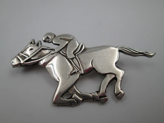 Unisex brooch. 925 sterling silver. Rider with horse. Pin on back. Europe. 1970's