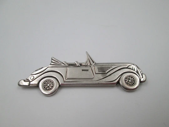 Unisex brooch. Sterling silver. Volkswagen Kafer cabrio. Safety pin. Europe. 1970's