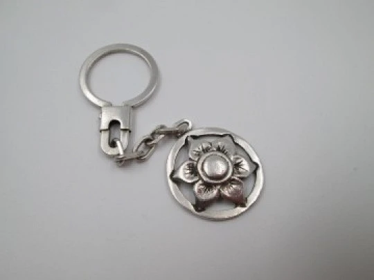 Unisex keychain. 925 sterling silver. Flower pendant. Circa 1980's