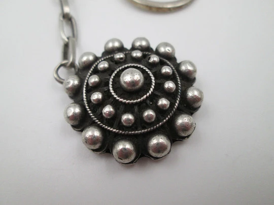 Unisex keychain. Charro button motif. Sterling silver. Chain and ring clasp. 1980's. Spain