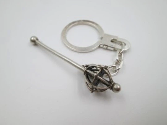 Unisex keychain. Sterling silver. Openwork mace. 1980's. Chain & hitch.