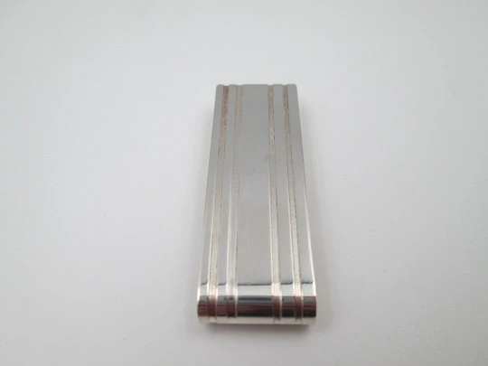 Unisex money clip. 925 sterling silver. Ribbed motifs on front. Italy. Circa 1980's