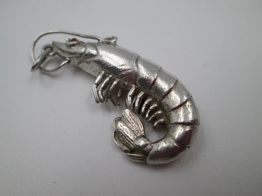 Unisex pendant. Sterling silver. 1970's. Red eyes shrimp motif. Spain