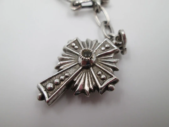 Unisex sterling silver keychain. Cross with radiance. Chain and hitch. 1970's. Spain