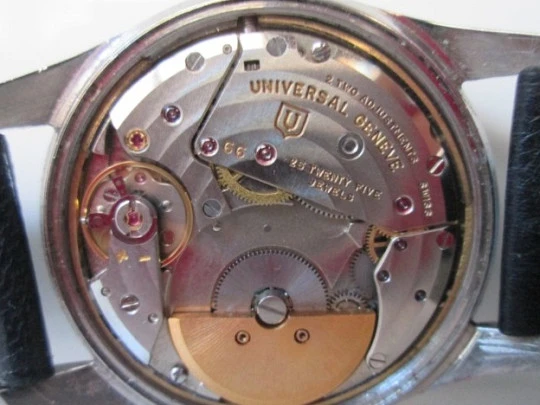 Universal Genève Golden Shadow wristwatch. Stainless steel. Automatic. Swiss. 1960's