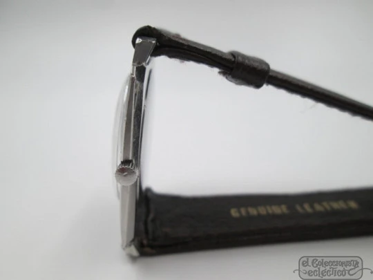 Universal Genève. Acero inoxidable. Cuerda manual. 1960. Mujer