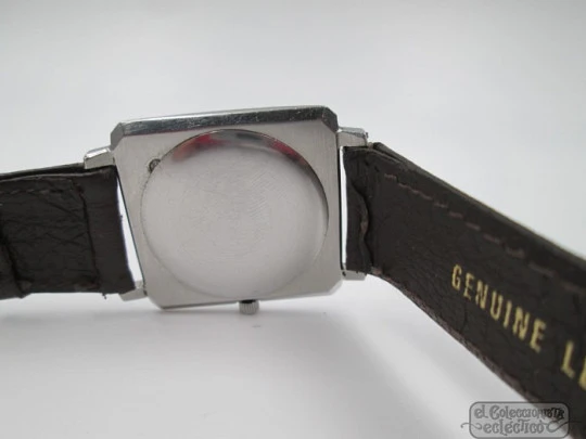 Universal Genève. Acero inoxidable. Cuerda manual. 1960. Mujer