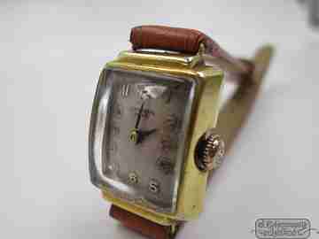 Universal Genève. Steel & gold plated. Manual wind. Woman. Swiss. 1940's