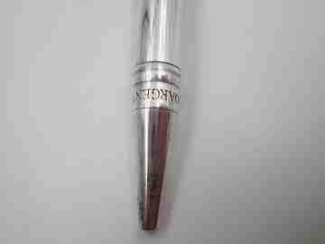 Unoargento ballpoint pen. Sterling silver. Vertical lines pattern. Push-down. 1980's