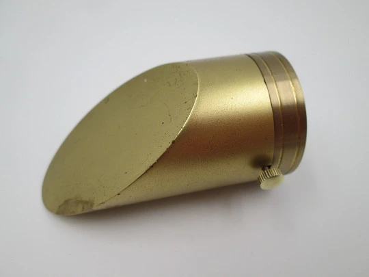 UWS cylindrical clock. Hand winding. Golden bronze. 17 rubis. 1970's. Date