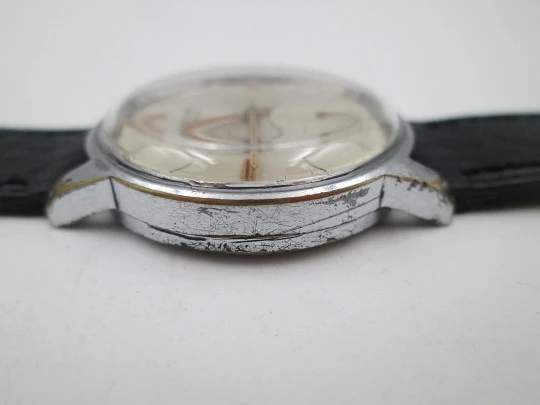 Vanguard Special. Chromed metal and steel. Manual wind. Small seconds hand. 1960's