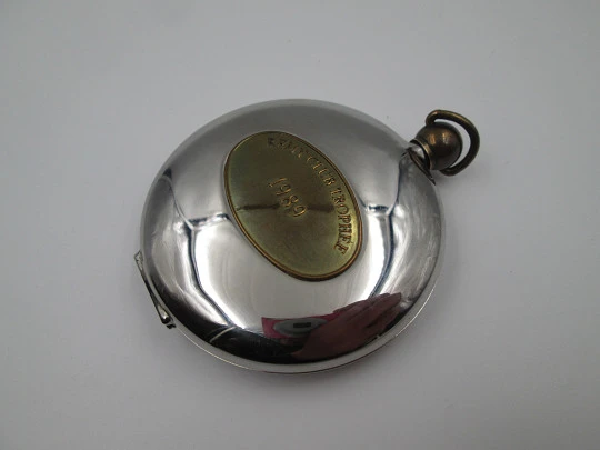 Vaso de viaje Remy Club Trophee. Acero y latón. Estuche, caja e instrucciones. Escocia