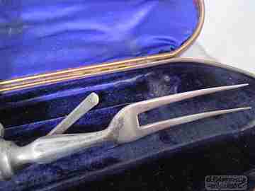 Victorian carving set. Ivory, steel and silver. 1870. Joseph Rodgers