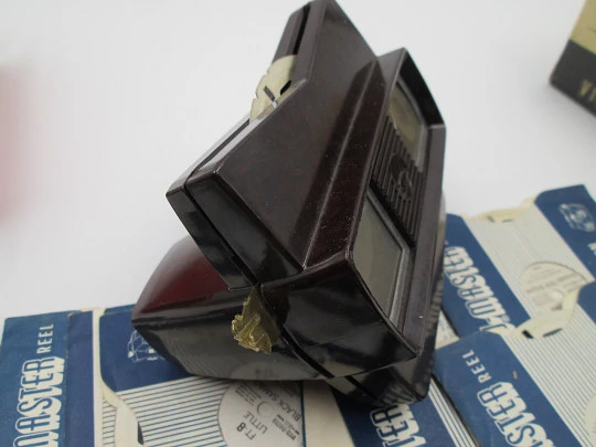 'View Master' 3D viewer. Garnet bakelite. Sawyer's. Box and images. Belgium. 1950's