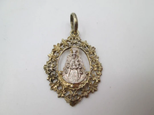 Virgin of Hope openwork medal. Sterling silver & vermeil. Vegetable edge. Ring. 1960's