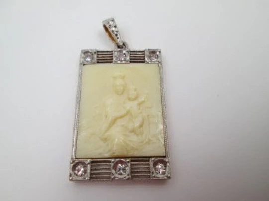 Virgin of Mount Carmel. Ivory & 18K gold. White sapphires. Platinum edge