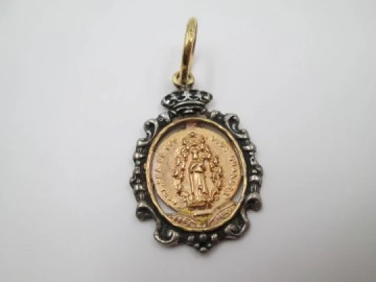 Virgin of the Big Eyes medal. Sterling silver and vermeil. 1980's. Spain