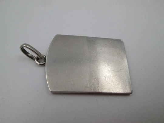 Virgin of the Forsaken religious medal. Sterling silver. High relief. Ring on top. 1970's. Spain Virgin of the Forsaken religious medal. Sterling silver. High relief. Ring on top. 1970's. Spain