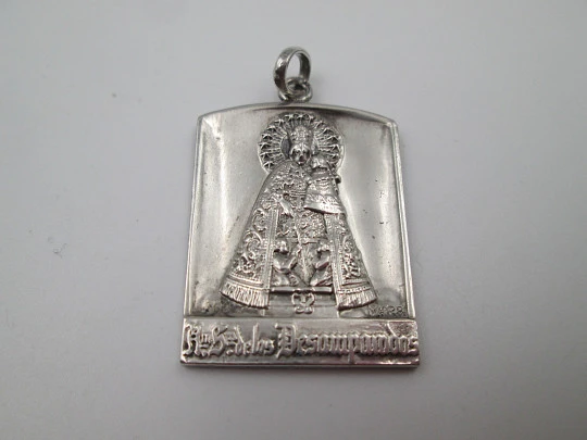 Virgin of the Forsaken religious medal. Sterling silver. High relief. Ring on top. 1970's. Spain Virgin of the Forsaken religious medal. Sterling silver. High relief. Ring on top. 1970's. Spain