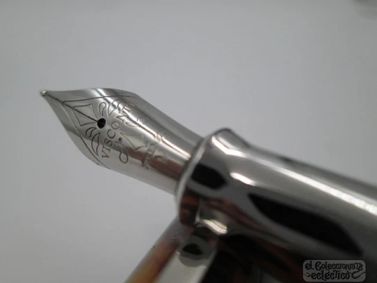 Visconti Pericle. Brown marble resin & silver plated metal. 2001. Italy Visconti Pericle. Brown marble resin & silver plated metal. 2001. Italy