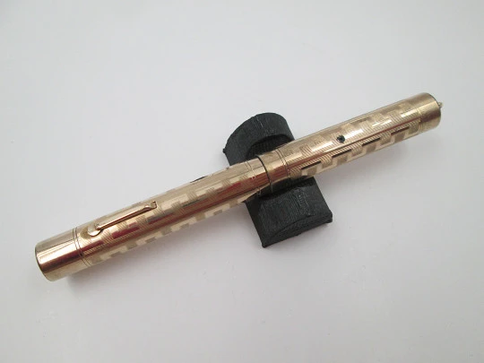 Wahl Eversharp Art Deco ringtop fountain pen. 12k gold filled. Lever filler system. 1920's