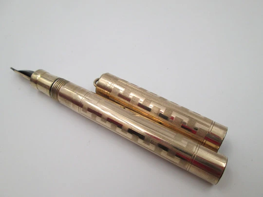 Wahl Eversharp Art Deco ringtop fountain pen. 12k gold filled. Lever filler system. 1920's