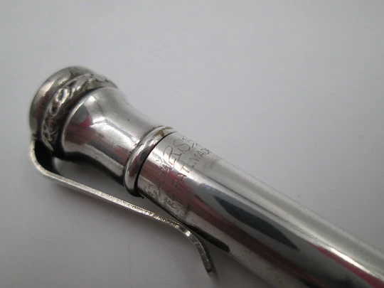 Wahl Eversharp mechanical pencil. Silver plated metal. Twist system. 1920's. USA